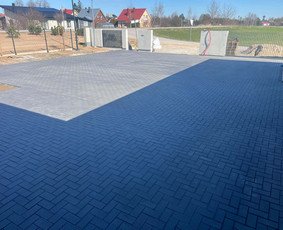 Artūro atlikti trinkelių klojimo darbai